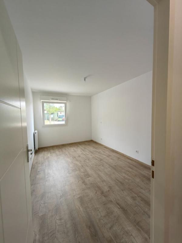 VOREPPE ? T4 81,7 M² avec jardin + terrasse + garage ? Résidence récente à Voreppe 293000E 12