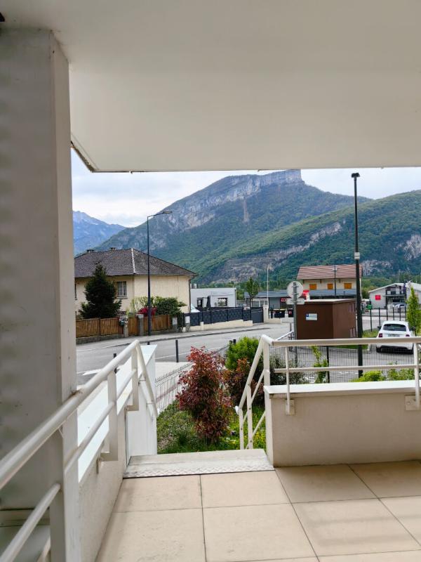 VOREPPE ? T4 81,7 M² avec jardin + terrasse + garage ? Résidence récente à Voreppe 293000E 5