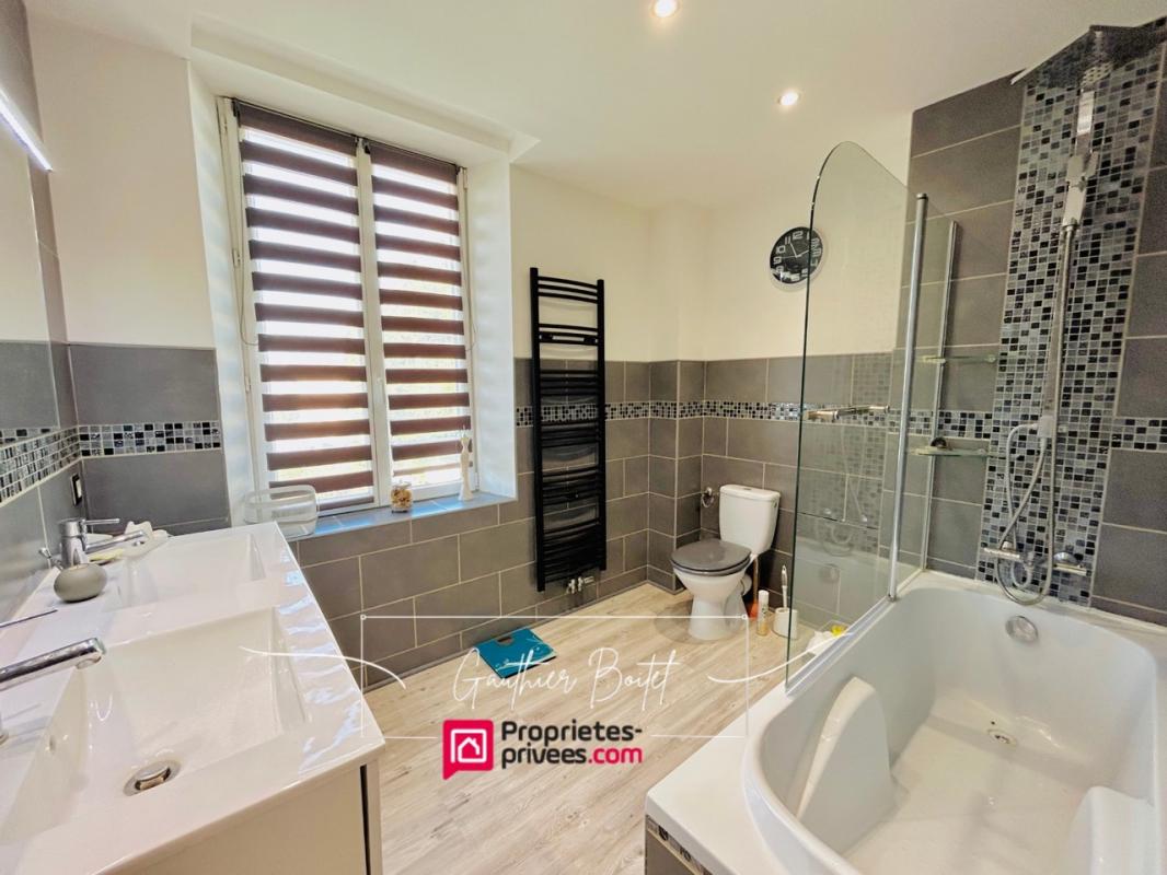 LA FERTE-GAUCHER Maison La Ferte Gaucher 8 pièce(s) 133 m2 13