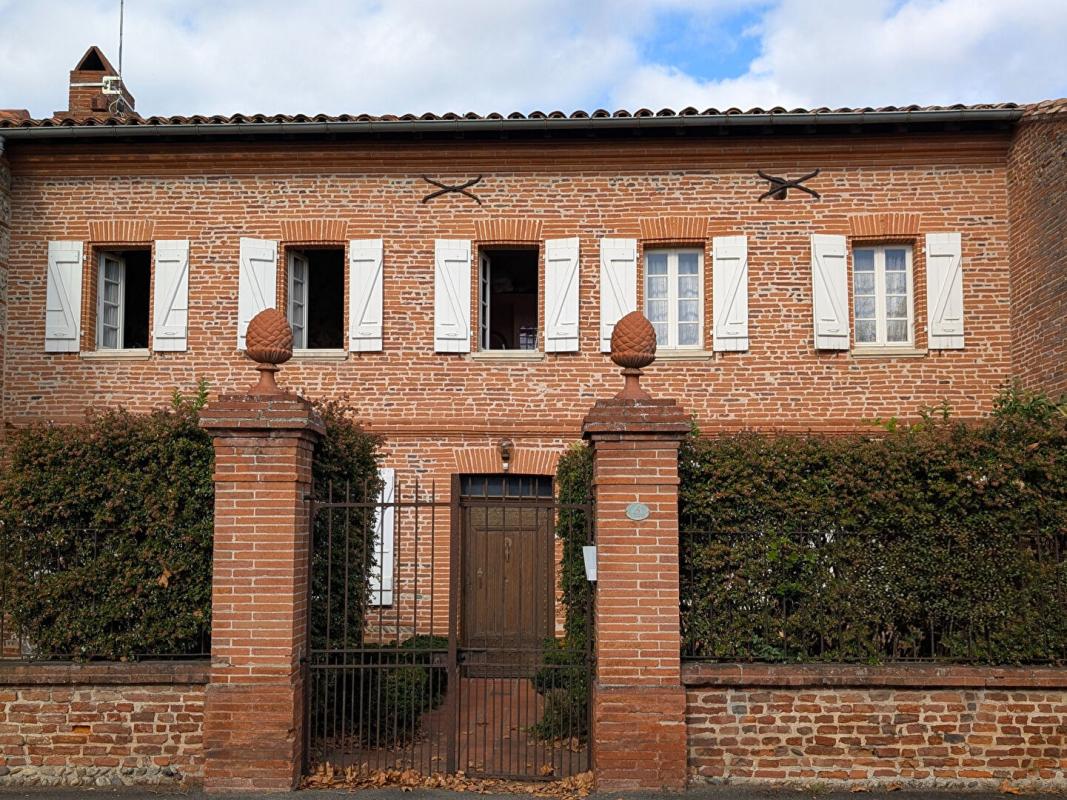 PORTET-SUR-GARONNE Demeure de caractère avec dépendance et garage sur terrain de 1100 m² 14