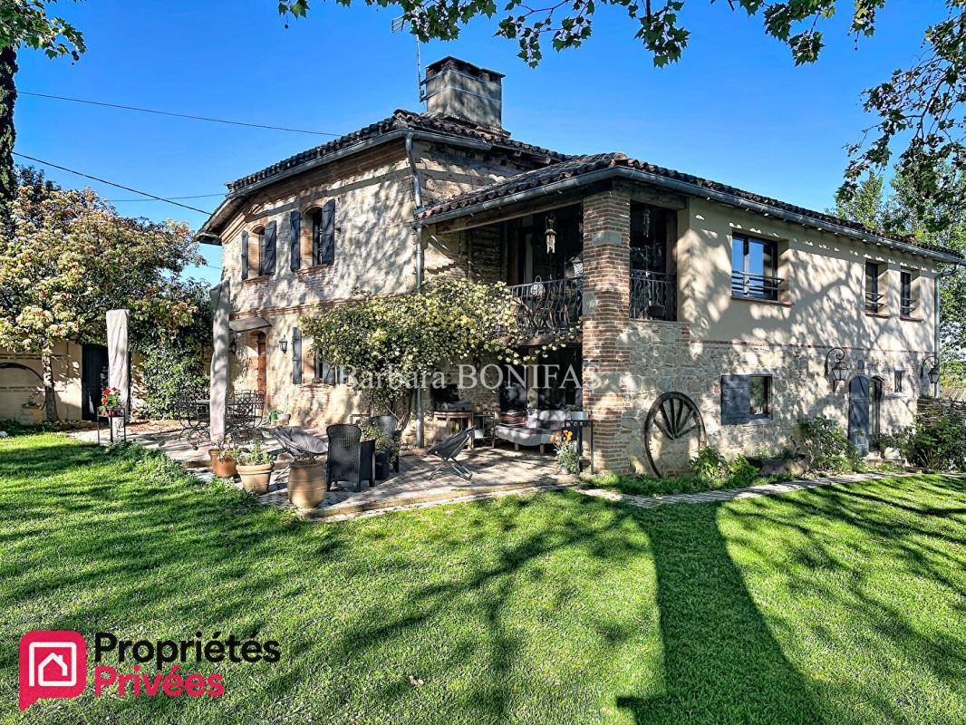 SAINT-SULPICE-LA-POINTE Maison 7 pièces 243 m2 1