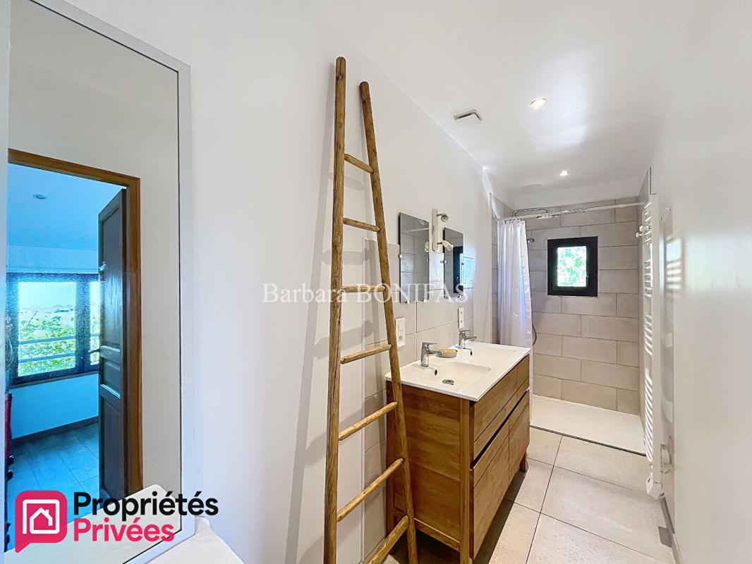 SAINT-SULPICE-LA-POINTE Maison 7 pièces 243 m2 14