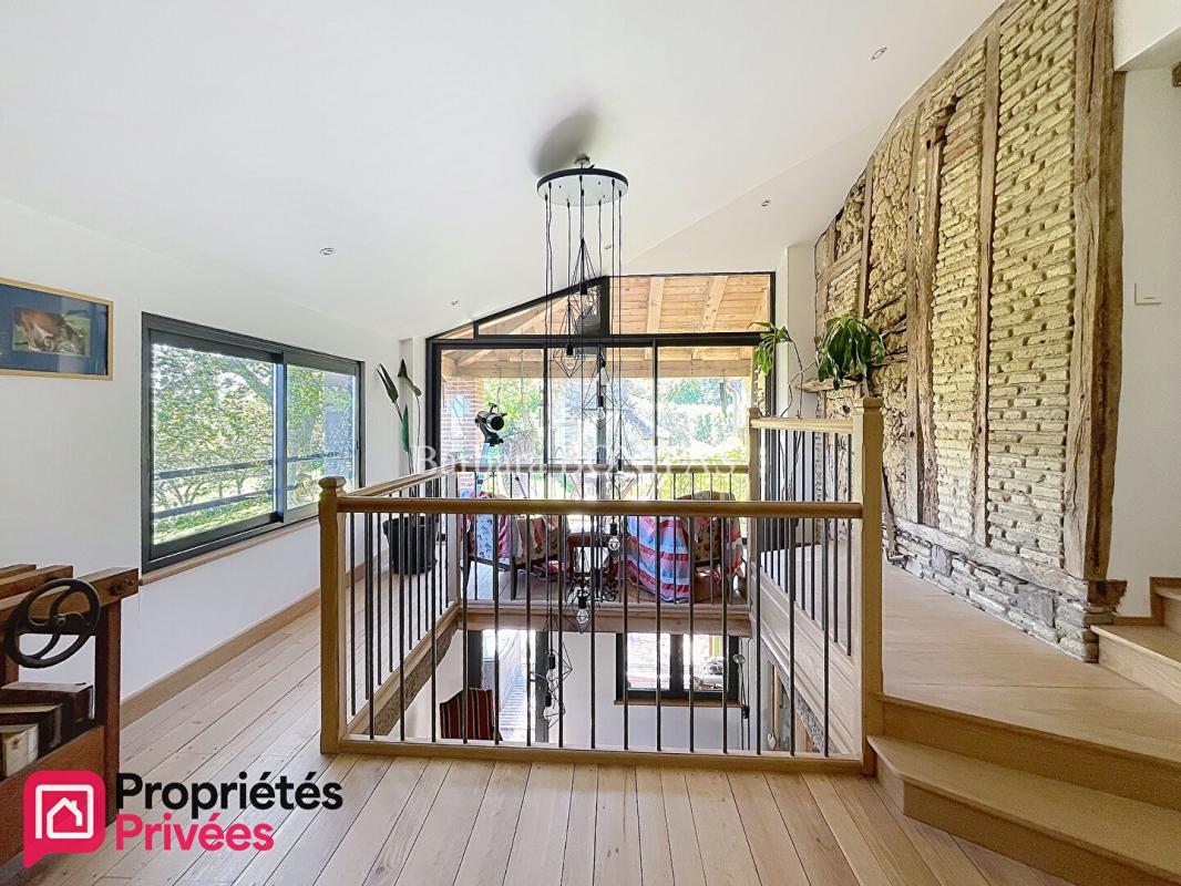 SAINT-SULPICE-LA-POINTE Maison 7 pièces 243 m2 15