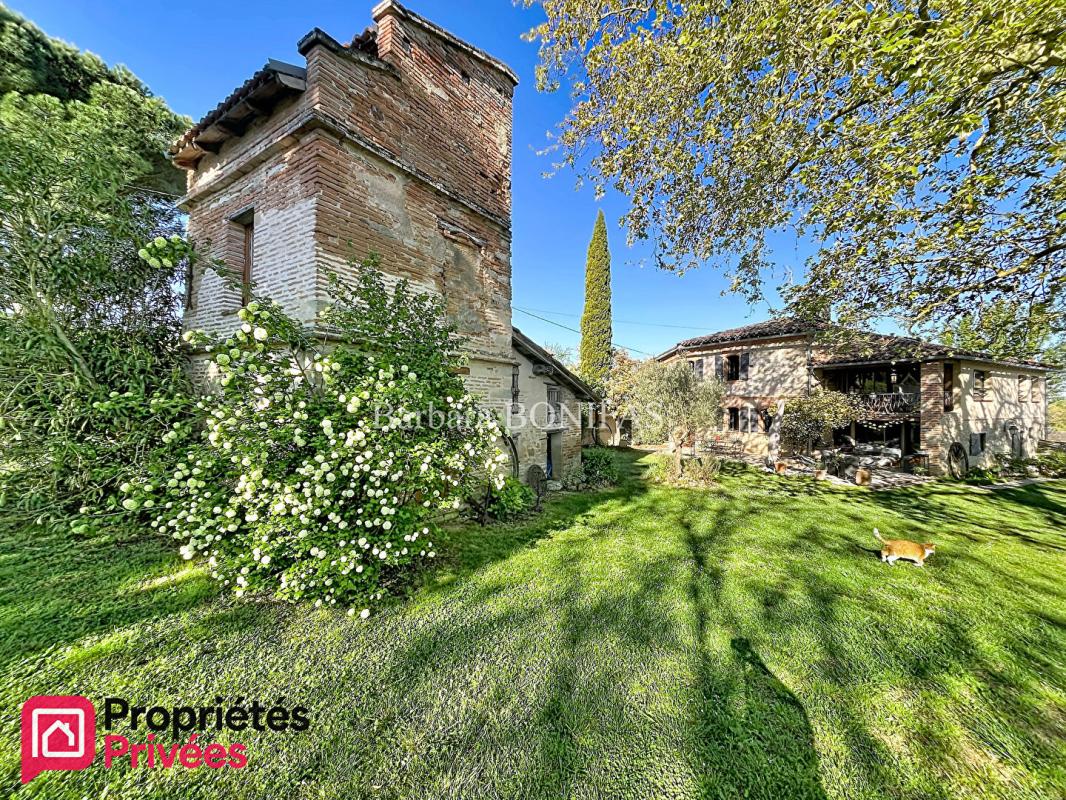 SAINT-SULPICE-LA-POINTE Maison 7 pièces 243 m2 17