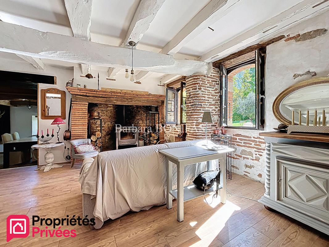 SAINT-SULPICE-LA-POINTE Maison 7 pièces 243 m2 4