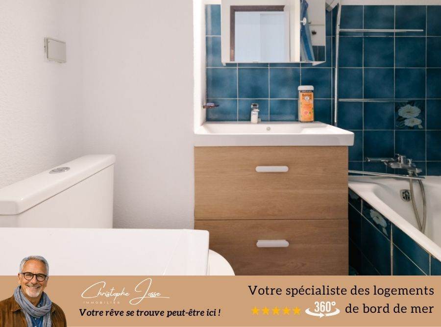 PORT LEUCATE Appartement  4-6 couchages face mer 9