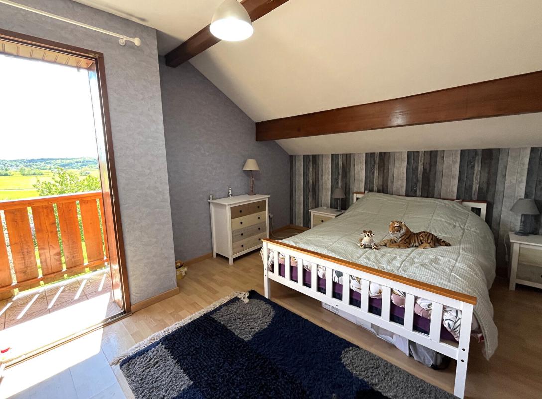 AROMAS Vue exceptionnelle & esprit chalet : villa atypique à AROMAS 6