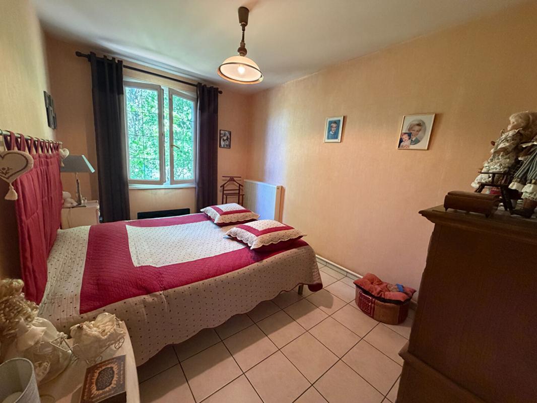 LA CHARITE-SUR-LOIRE Joli pavillon sur sous sol dans un secteur calme de La Charité sur Loire 11