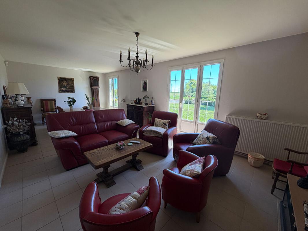 LA CHARITE-SUR-LOIRE Joli pavillon sur sous sol dans un secteur calme de La Charité sur Loire 7