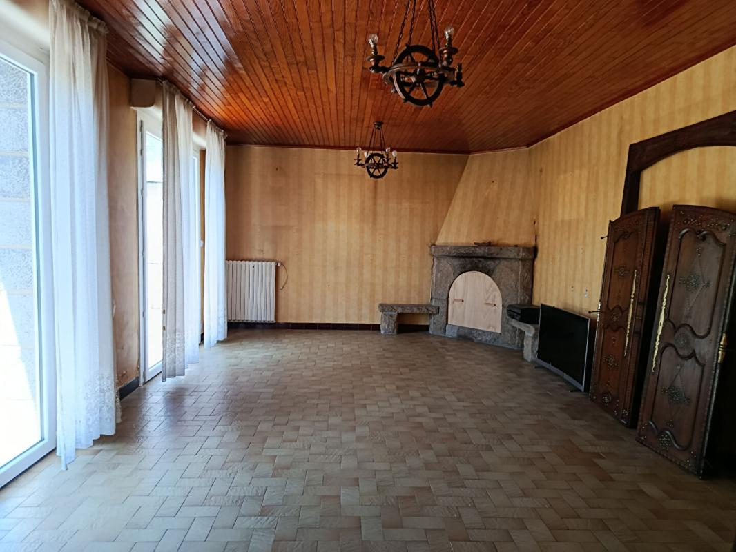 LE FAOUET Maison 5 chambres175 m2 4