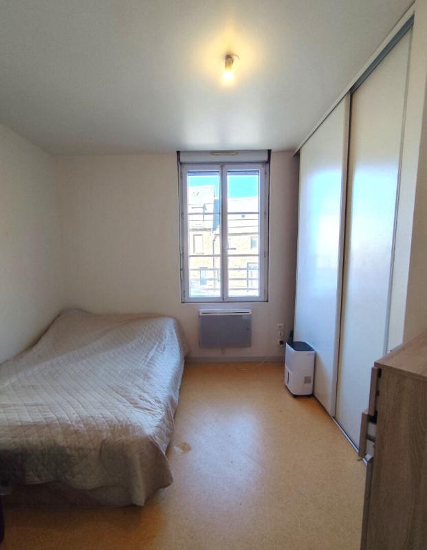 SAINT-BRIEUC Immeuble avec local commercial et 2 appartements 6