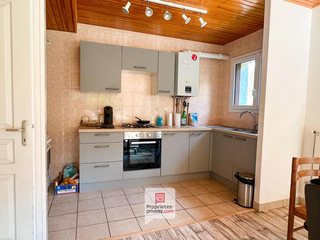 GIERES Gières (38610) Appartement T3 (1 chambre) - Jardin - place parking - possibilité garage 9