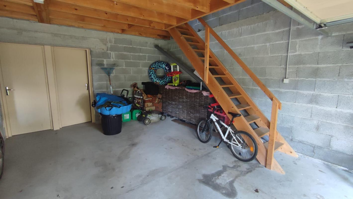 LANOBRE Charmante Maison dans beau quartier de Lanobre 15270 15