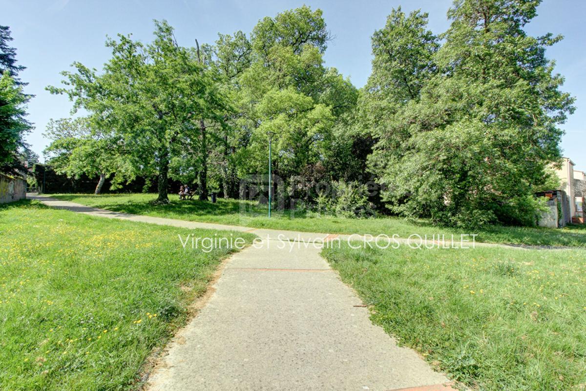 SAINT-JEAN Maison Saint Jean T4 84 m2 + garage 11