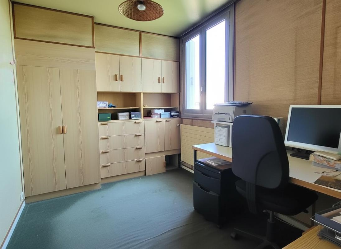 BAGNOLET Appartement Bagnolet 3 pièces 87.6 m2 4