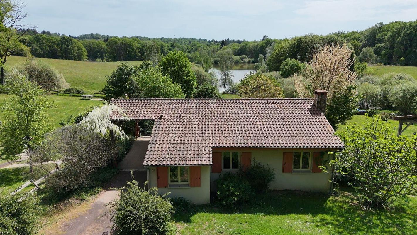 CHAMPS-ROMAIN Maison de plain-pied avec 3 chambres 1