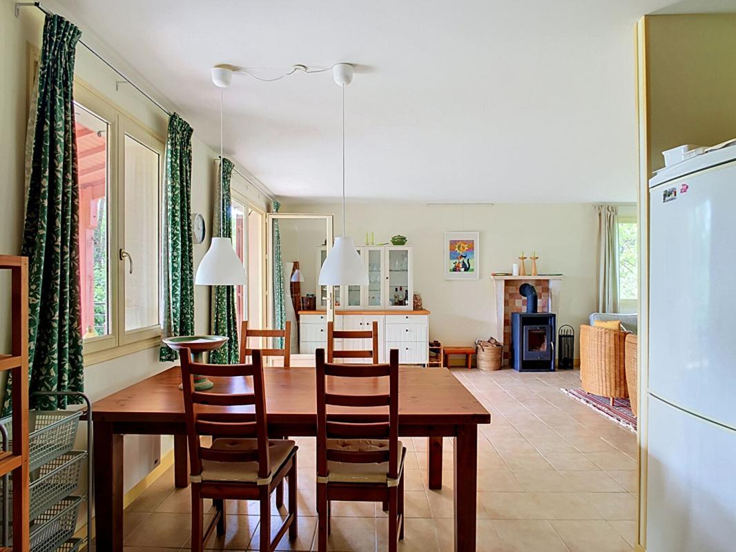 CHAMPS-ROMAIN Maison de plain-pied avec 3 chambres 10