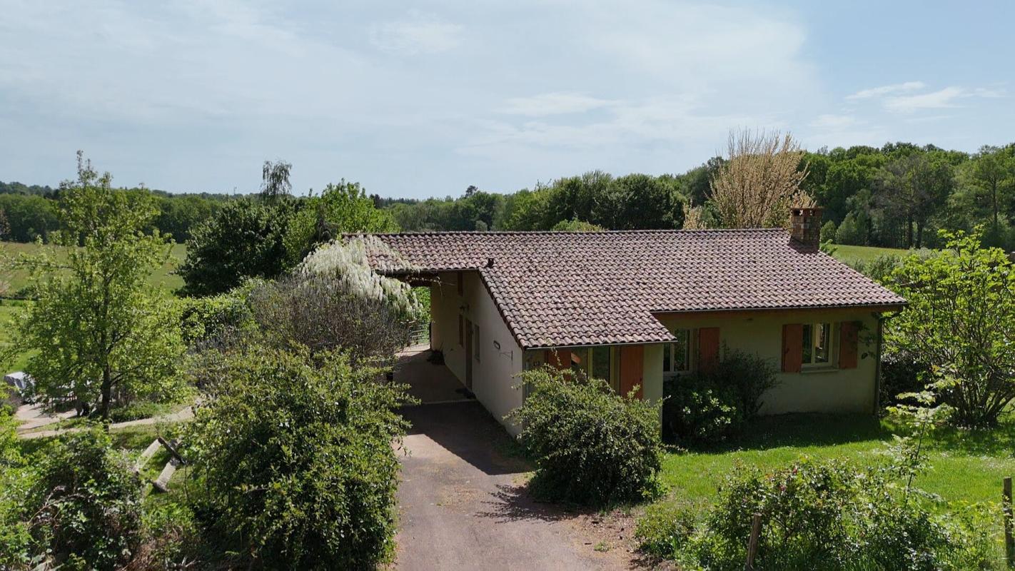 CHAMPS-ROMAIN Maison de plain-pied avec 3 chambres 16