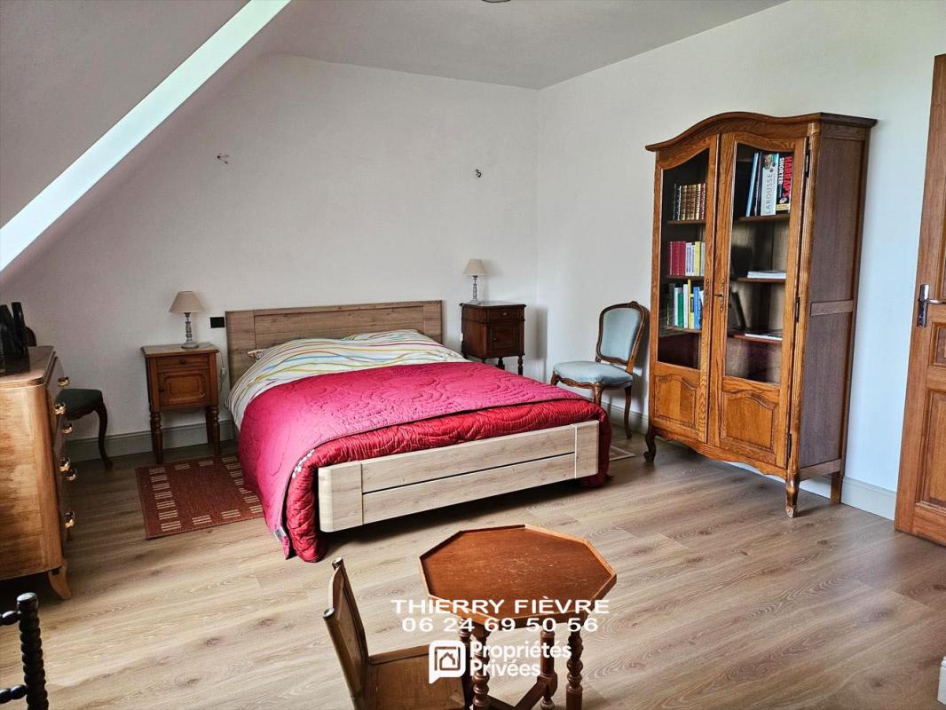 MOULIHERNE Mouliherne 49390  Maison de 156 m2 habitables  de  4 chambres , garage , sur un terrain clos de 2590 m2 10