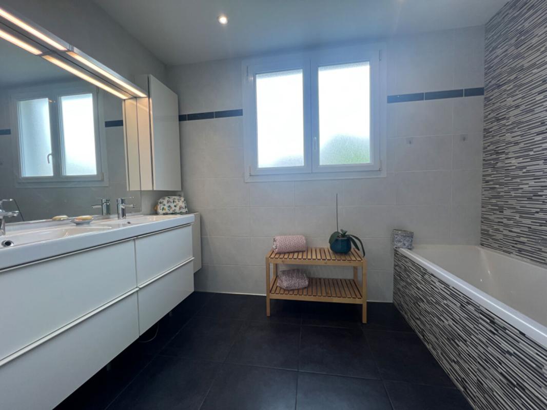 NANTES Maison de 161 m2 - 5 chambres - JARDIN 14