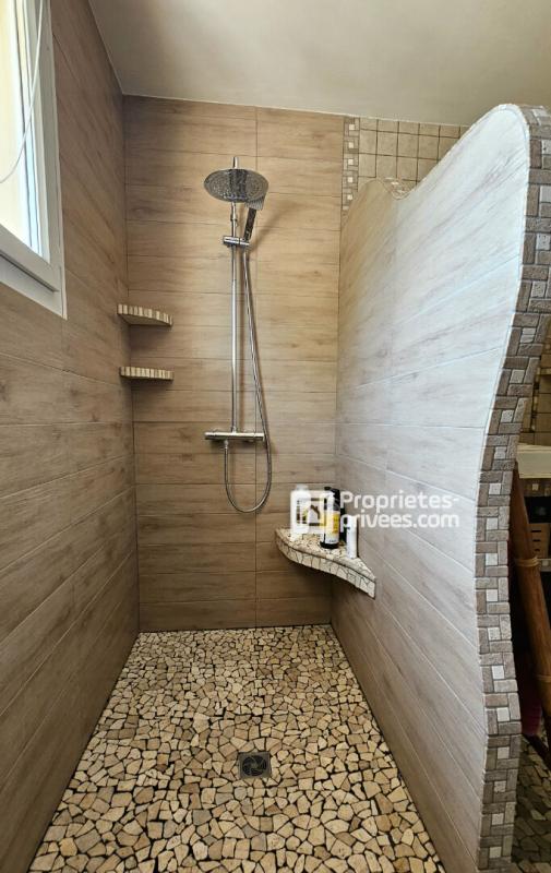 ELNE Elne maison de ville de 145 m² avec piscine et jardin 15