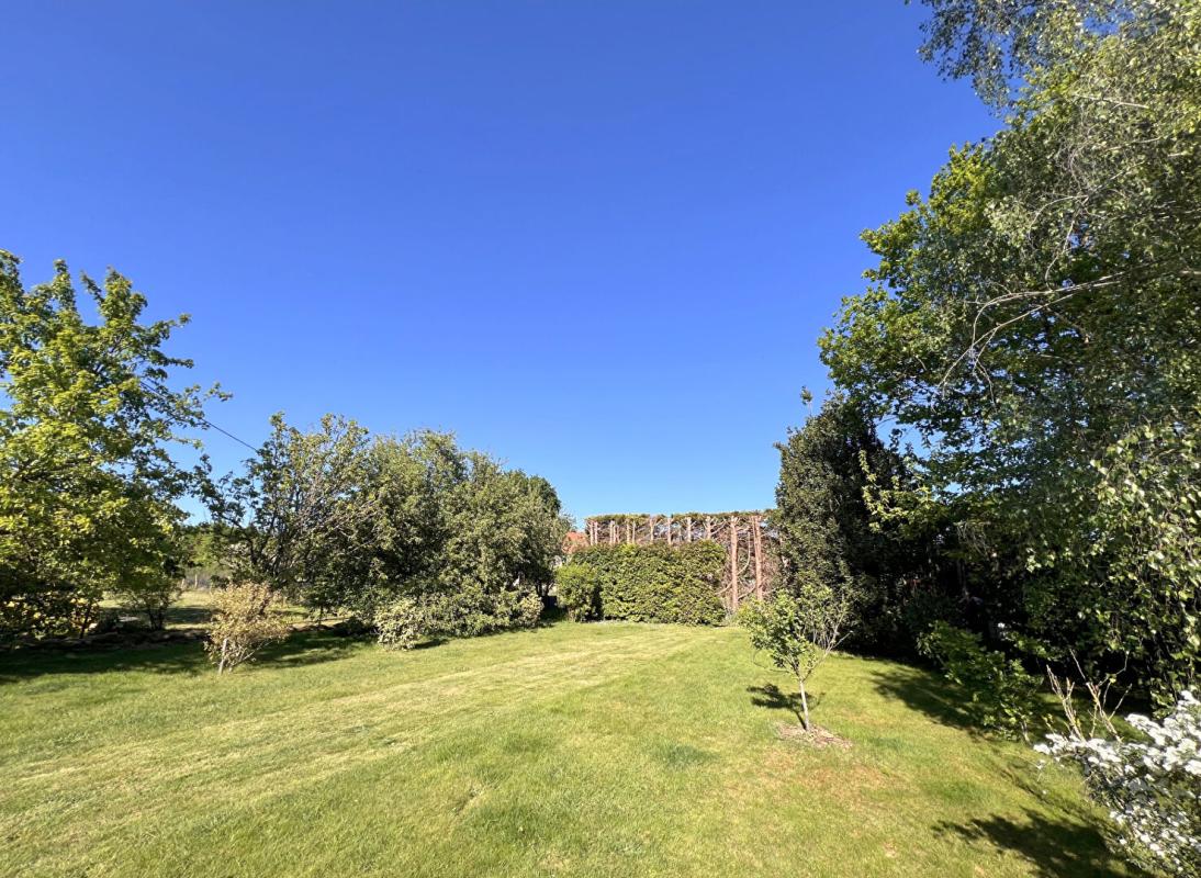 ROEZE-SUR-SARTHE Maison - Roezé Sur Sarthe - 6 pièce(s) - 135 m² 4