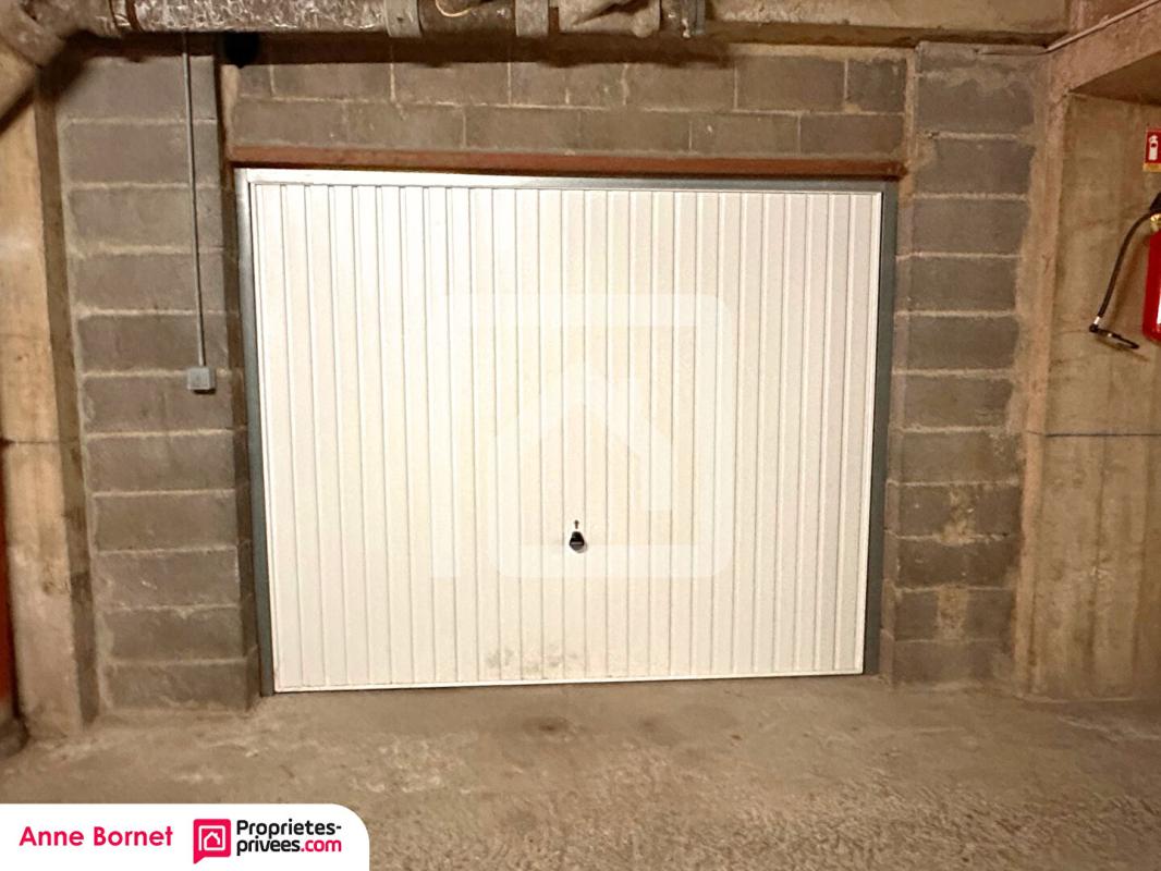 GRASSE Appartement 4 pièces 93 m2 avec terrasse vue panoramique mer, garage, parking privatif et cave 17