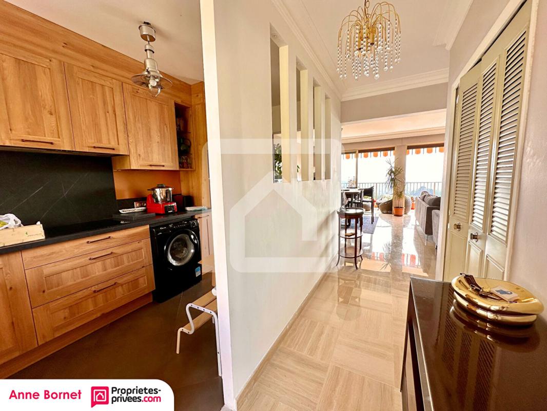 GRASSE Appartement 4 pièces 93 m2 avec terrasse vue panoramique mer, garage, parking privatif et cave 7