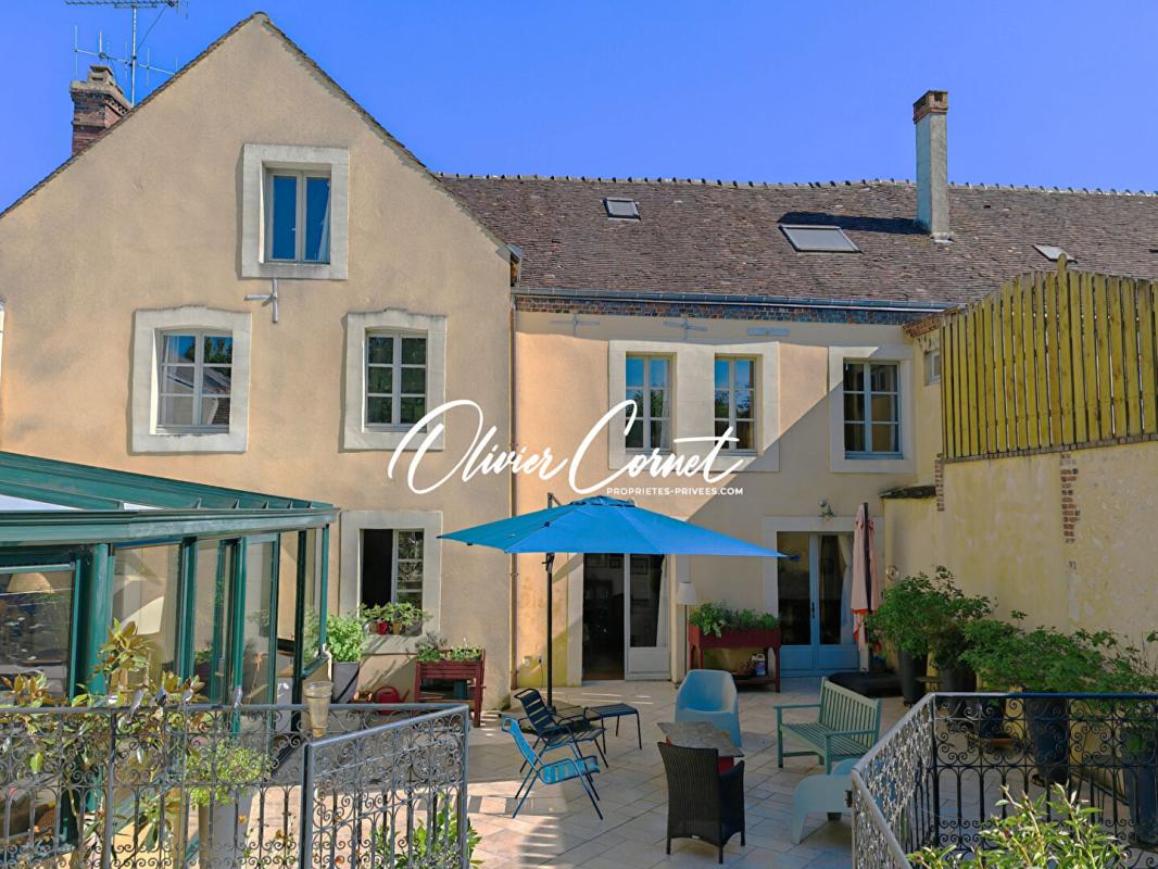 LE THEIL Maison de ville Val au Perche 7 chambres 283 m2 1