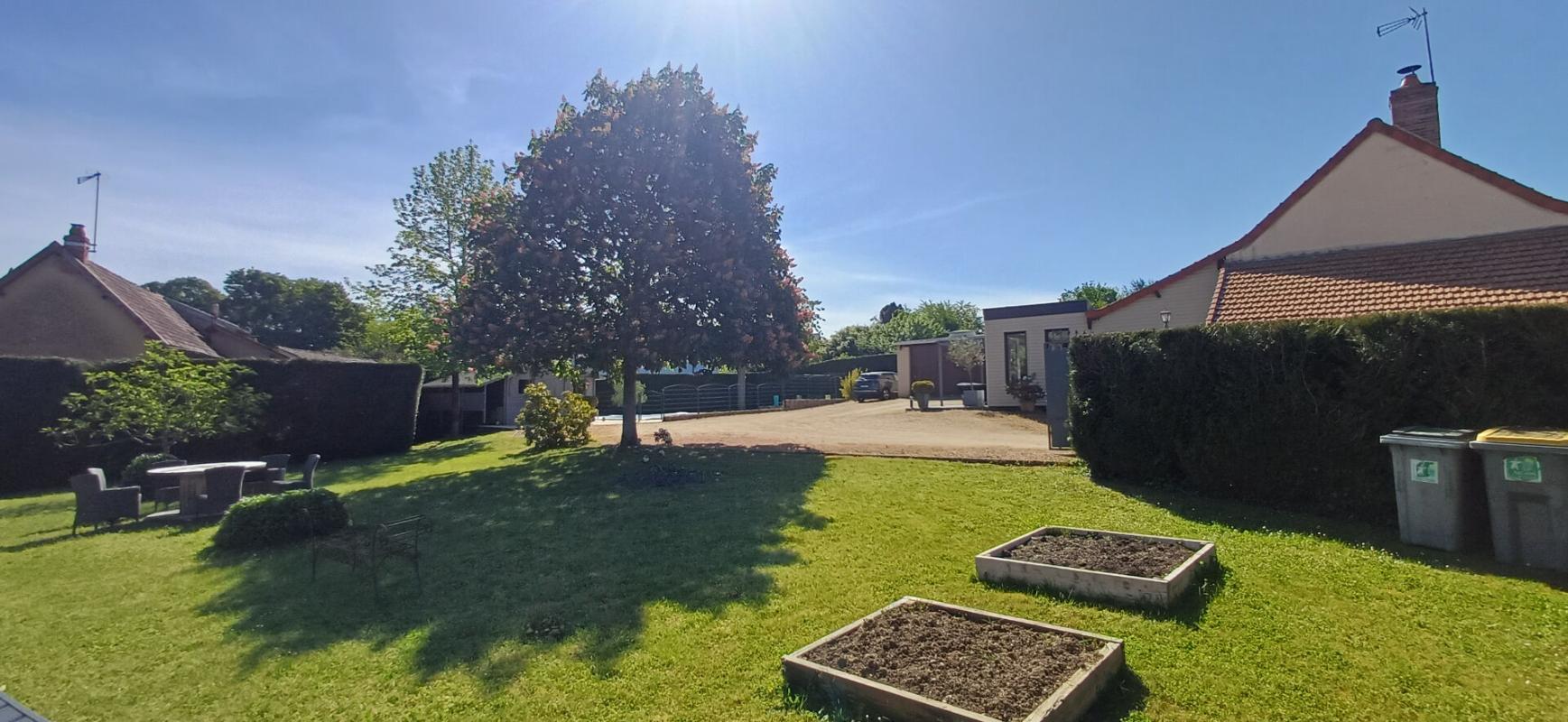 LEZIGNE Maison Coup de Coeur à  Lézigné 16