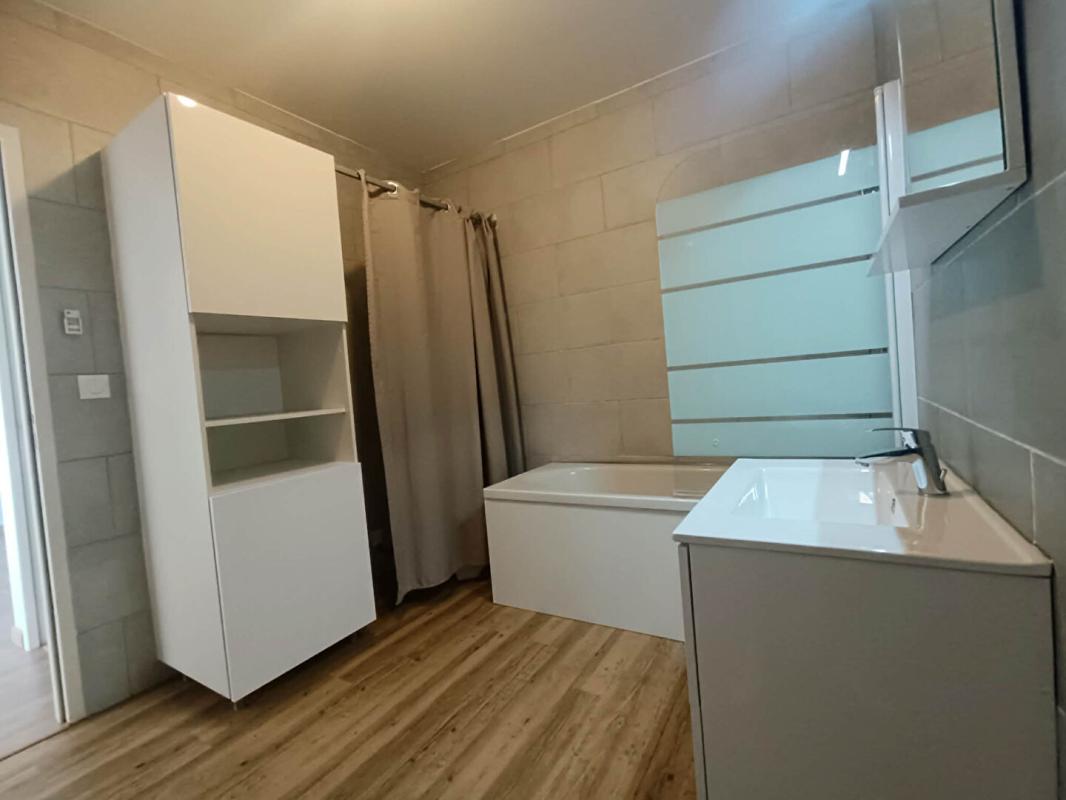 ISTRES Appartement Istres 4 pièce(s) 101 m2 ET Terrasse 13