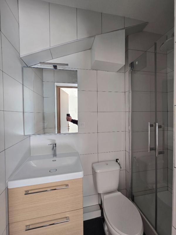 CORBEIL-ESSONNES Maison Corbeil Essonnes 11 pièce(s) 190 m2 17