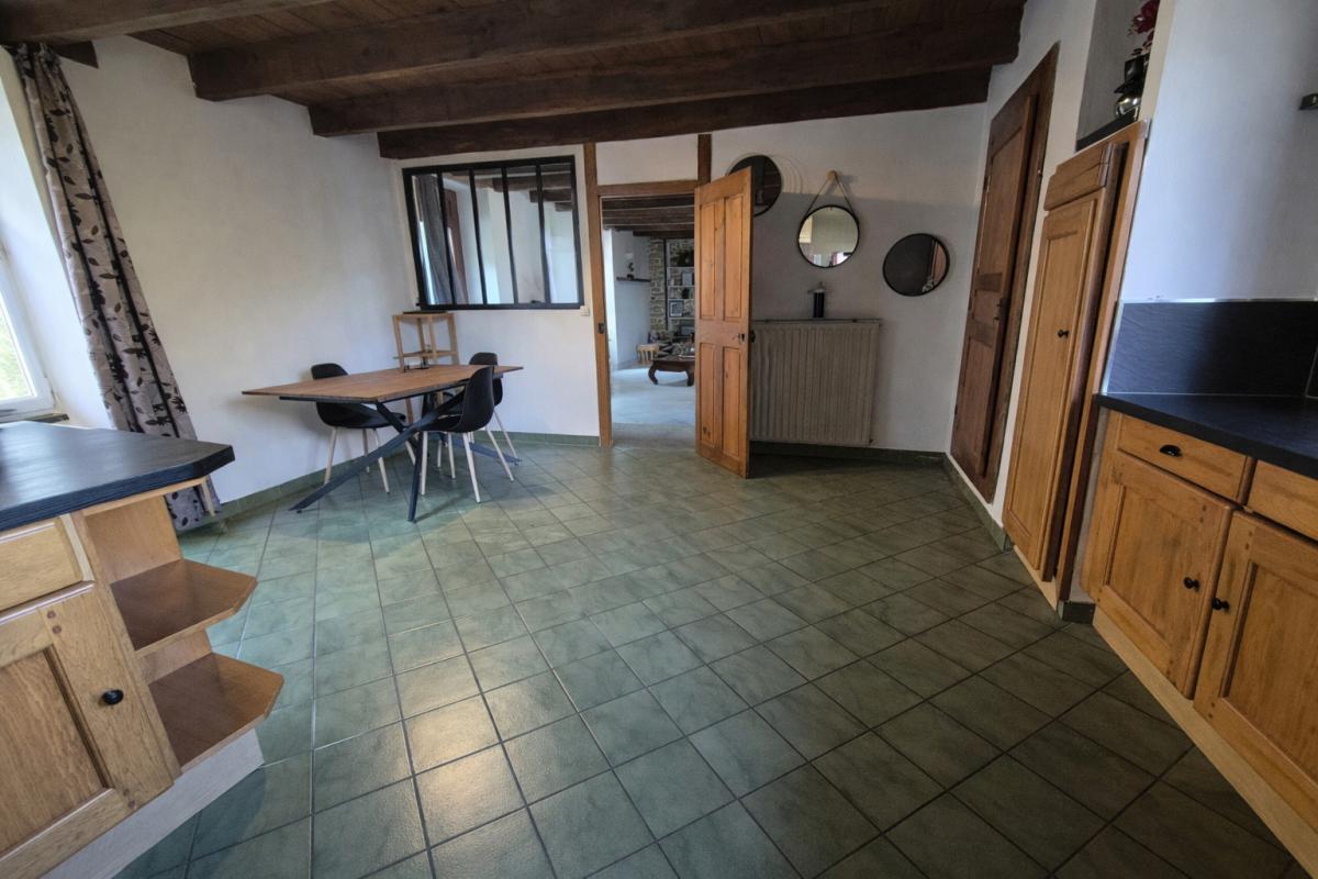 LANGUIDIC Belle Longère atypique de 162 m2 habitables, rénovée avec goût dans le Morbihan  (15 kms de Lorient  -2.5 km d'Hennebont - 6 kms de Languidic - 15 kms de la mer) 10