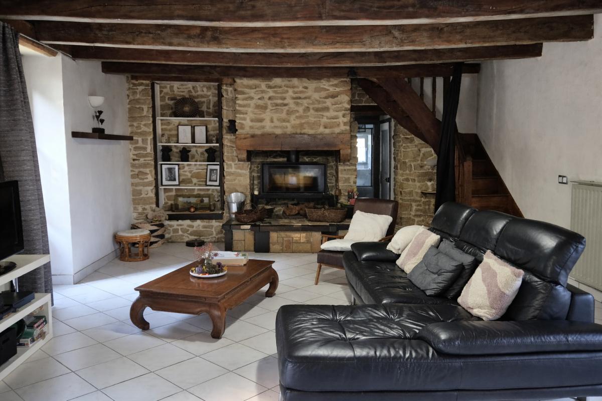 LANGUIDIC Belle Longère atypique de 162 m2 habitables, rénovée avec goût dans le Morbihan  (15 kms de Lorient  -2.5 km d'Hennebont - 6 kms de Languidic - 15 kms de la mer) 3