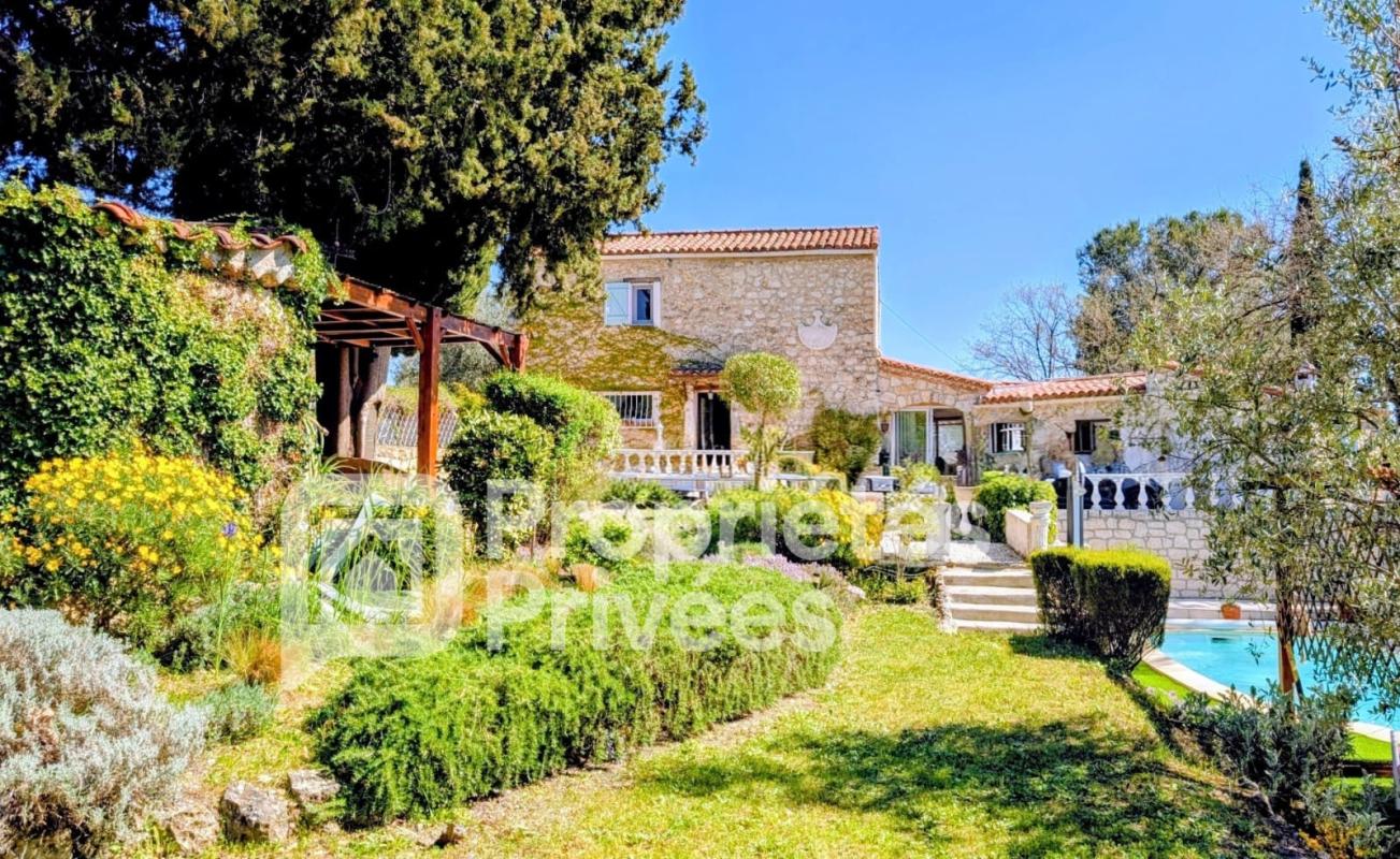 MONTAUROUX Mas provençal en pierre - Piscine - Montauroux 1