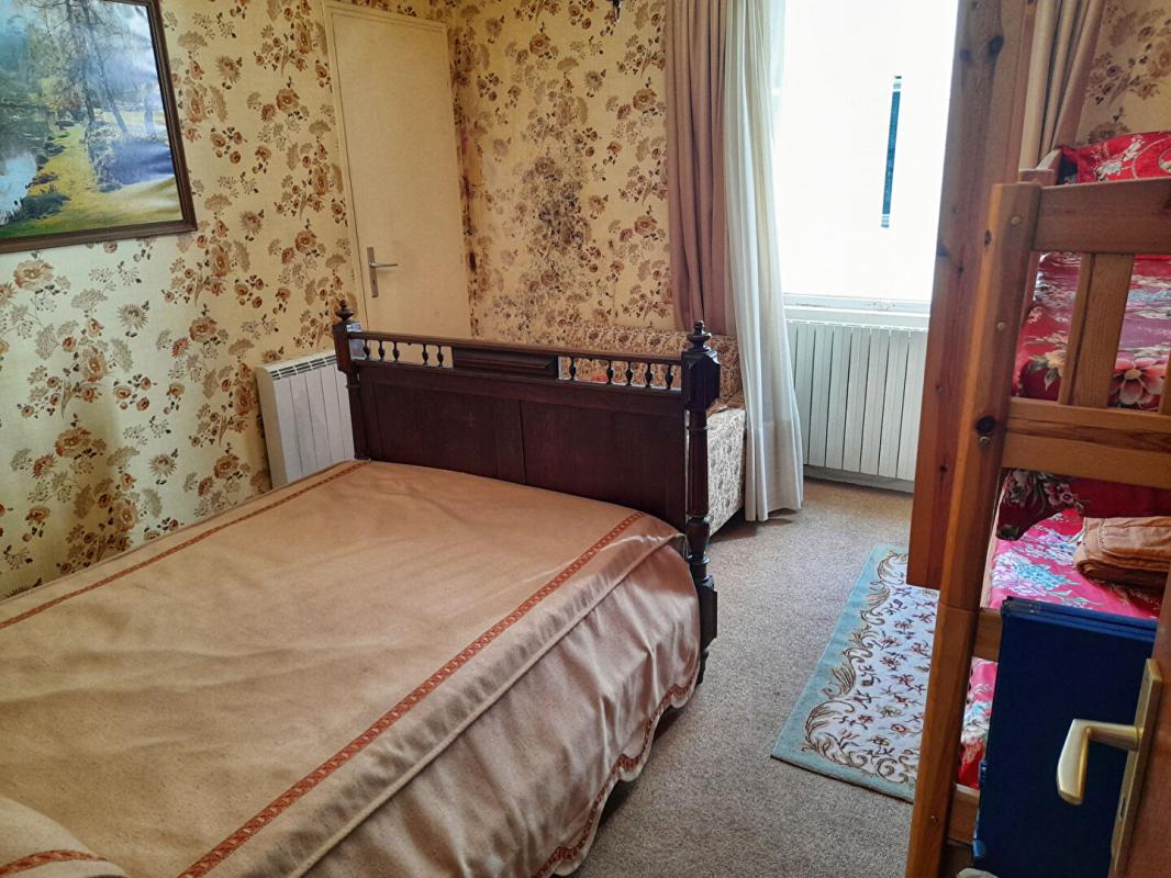 EAUX-BONNES Appartement T2 de 36m2 au 2ème étage 7