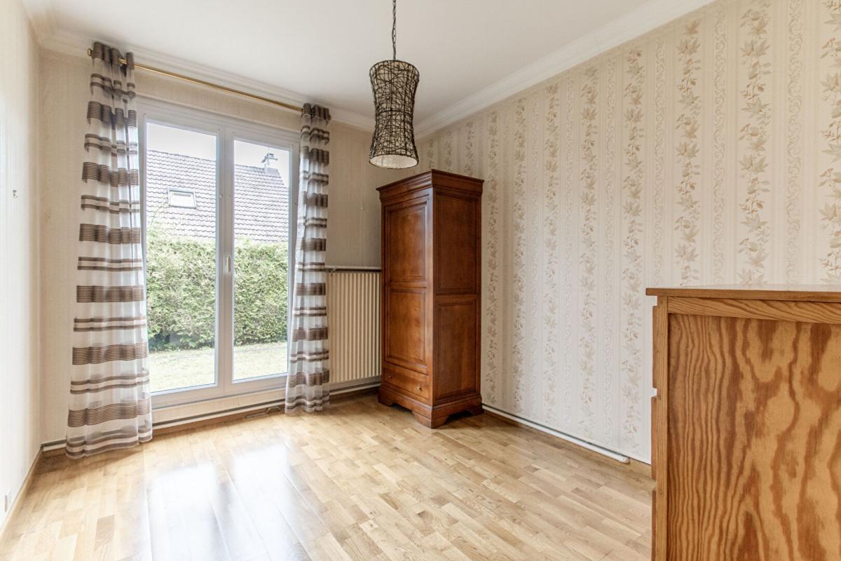 BRETIGNY-SUR-ORGE Maison Bretigny Sur Orge 5 pièce(s) 87 m2 7