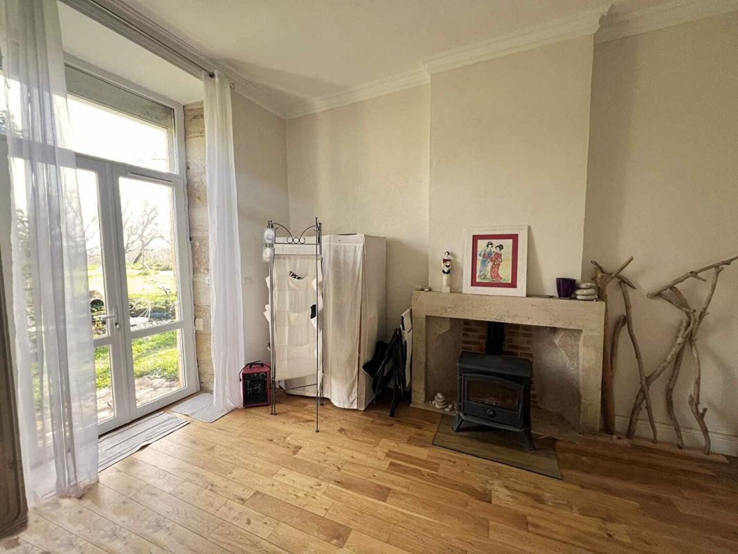 SAINT-GERMAIN-DES-PRES Maison Saint Germain Des Pres 12 pièce(s) 300 m2 11