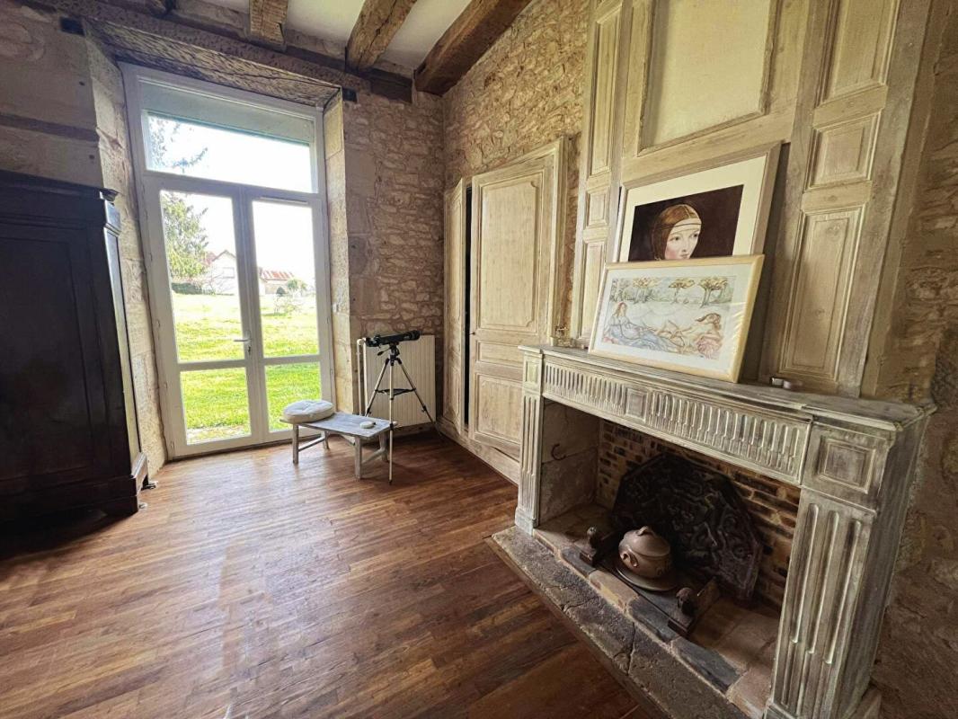 SAINT-GERMAIN-DES-PRES Maison Saint Germain Des Pres 12 pièce(s) 300 m2 5