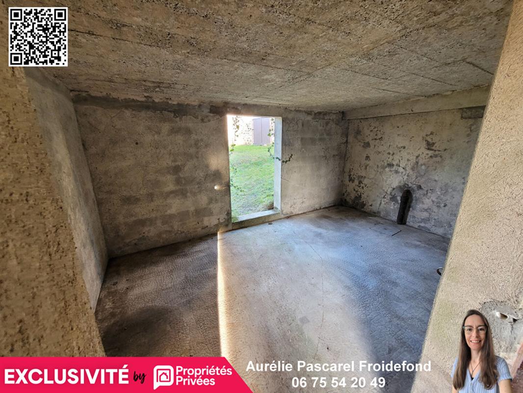 ARNAC-POMPADOUR * EXCLUSIVITE * ARNAC - POMPADOUR (19230) : Grange en pierre à rénover en Maison - ENV. 140m² - terrain de 388m2 - 49 990 14