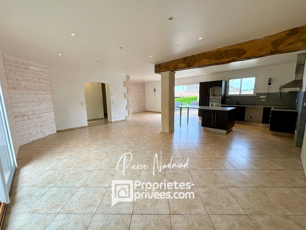 SAINT-MICHEL-DE-MONTAIGNE Maison Saint Michel De Montaigne 5 pièces 4 chambres 3