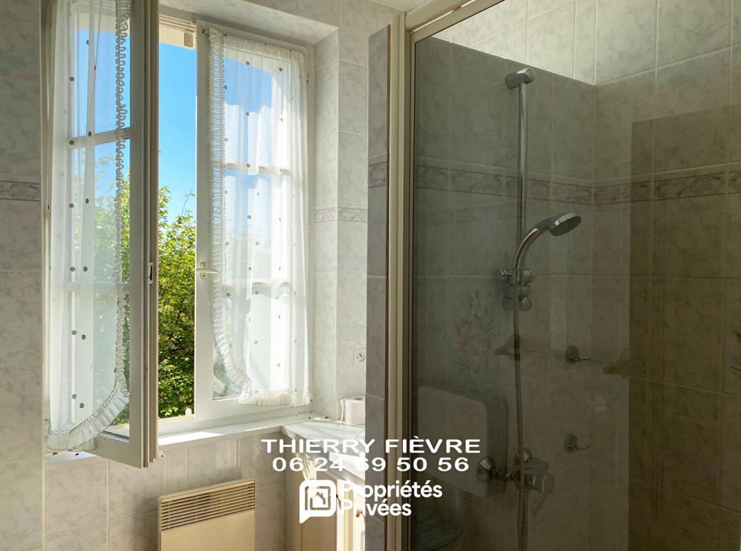 SAINT-PATRICE Coteaux Sur Loire 37130  Maison de 148 m2  4 chambres  dépendances  terrain caves troglodytiques 12