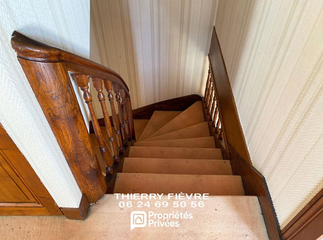 SAINT-PATRICE Coteaux Sur Loire 37130  Maison de 148 m2  4 chambres  dépendances  terrain caves troglodytiques 13