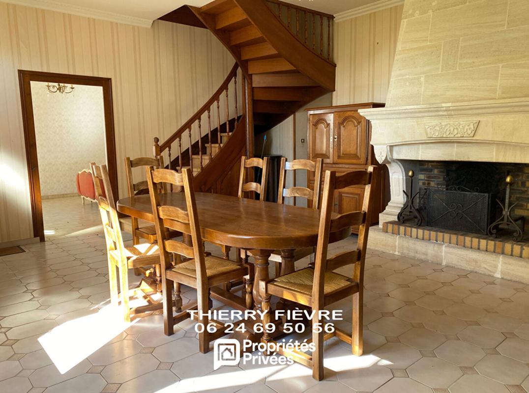 SAINT-PATRICE Coteaux Sur Loire 37130  Maison de 148 m2  4 chambres  dépendances  terrain caves troglodytiques 6