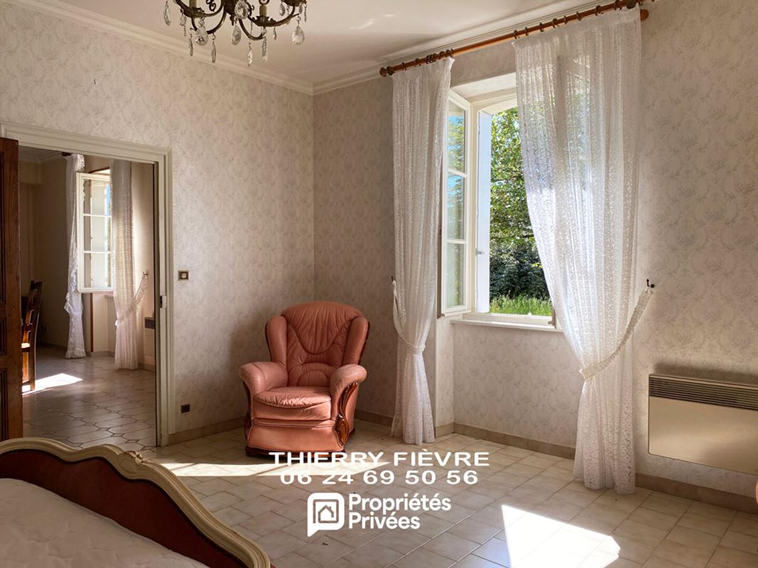 SAINT-PATRICE Coteaux Sur Loire 37130  Maison de 148 m2  4 chambres  dépendances  terrain caves troglodytiques 7