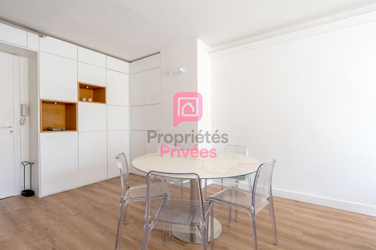BORDEAUX BORDEAUX HYPER-CENTRE ? PEY BERLAND Appartement 4 pièce(s) 101 m2 8