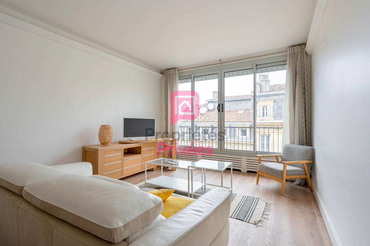 BORDEAUX BORDEAUX HYPER-CENTRE ? PEY BERLAND Appartement 4 pièce(s) 101 m2 9
