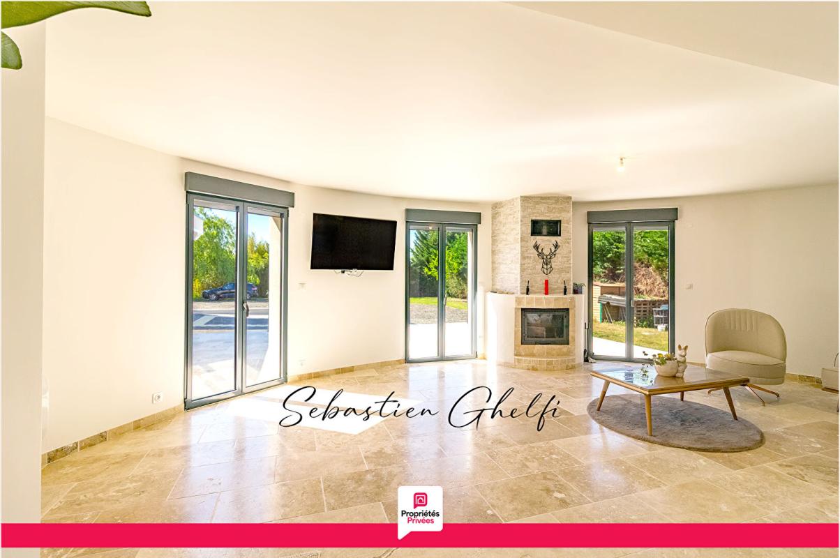 CONTRES maison contemporaine de plain-pied avec 3 chambres- garage-beau terrain 5