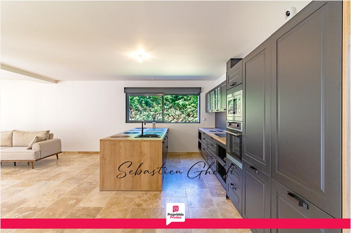 CONTRES maison contemporaine de plain-pied avec 3 chambres- garage-beau terrain 8