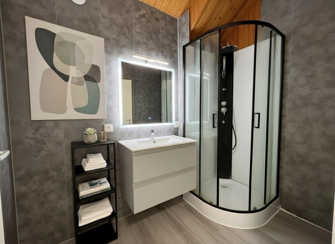 EVRY Rentabilité immédiate à Évry ? 4 pièces déjà loué 1900 / mois 7